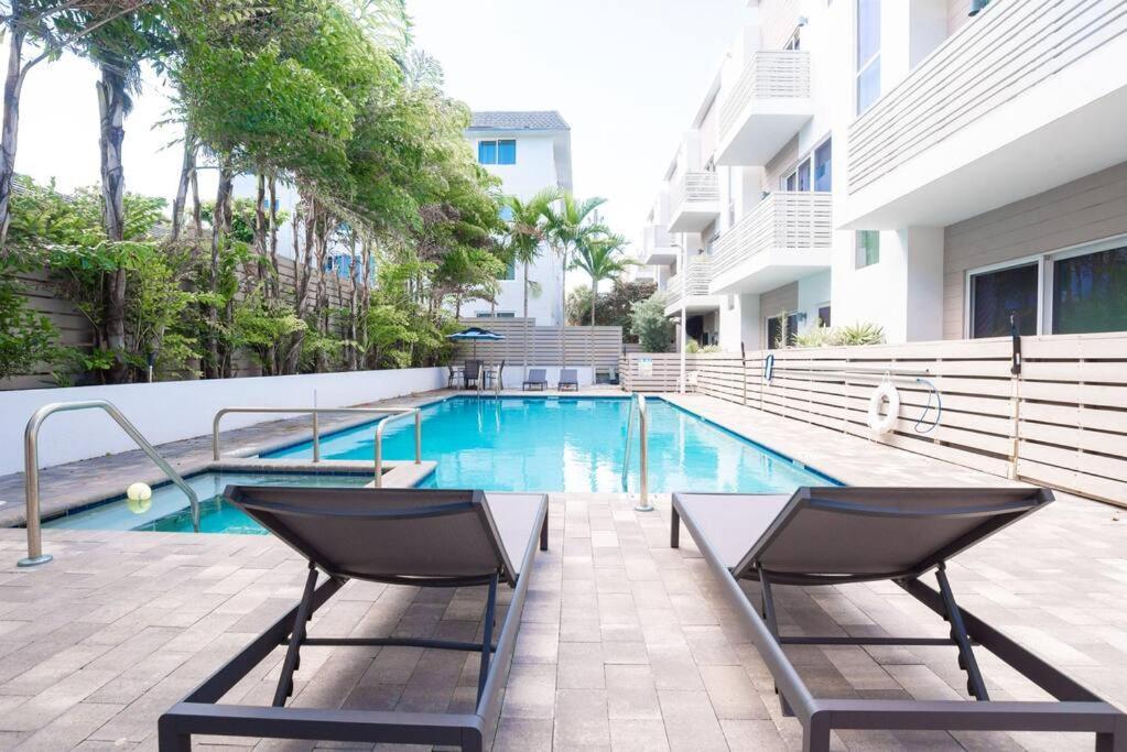 Across The Ocean Few Steps To Beach Contemporary Three Bedroom Townhouse ปอมปาโนบีช ภายนอก รูปภาพ