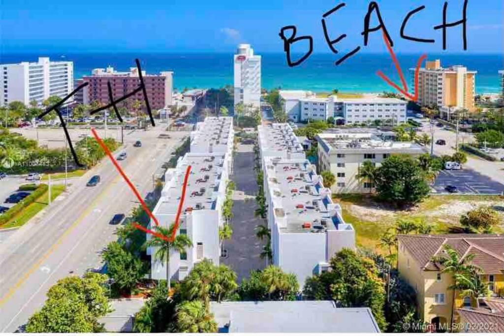 Across The Ocean Few Steps To Beach Contemporary Three Bedroom Townhouse ปอมปาโนบีช ภายนอก รูปภาพ